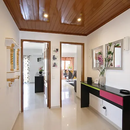 Paradise T2 - Fuseta Apartment